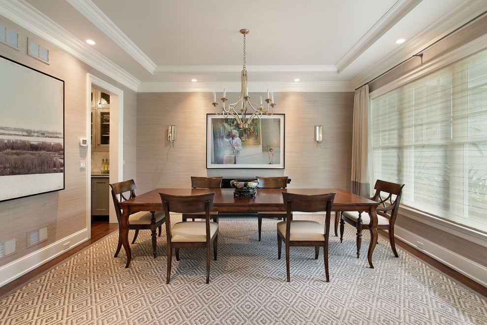 Traditional dining room in Chicago with grey walls.