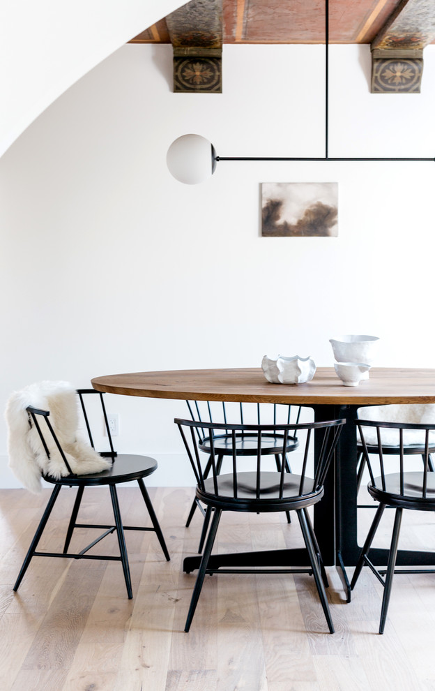 This is an example of a scandi dining room in Los Angeles.