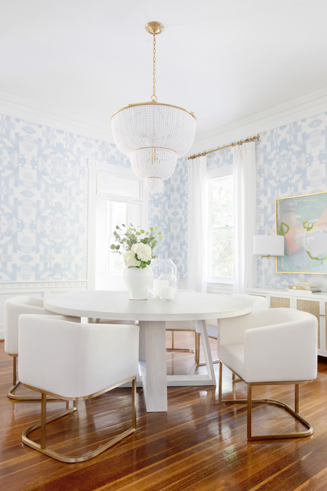 Design ideas for a coastal dining room in Charleston.