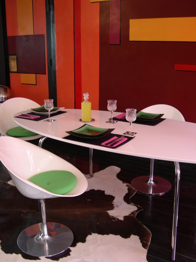 Foto di una sala da pranzo eclettica