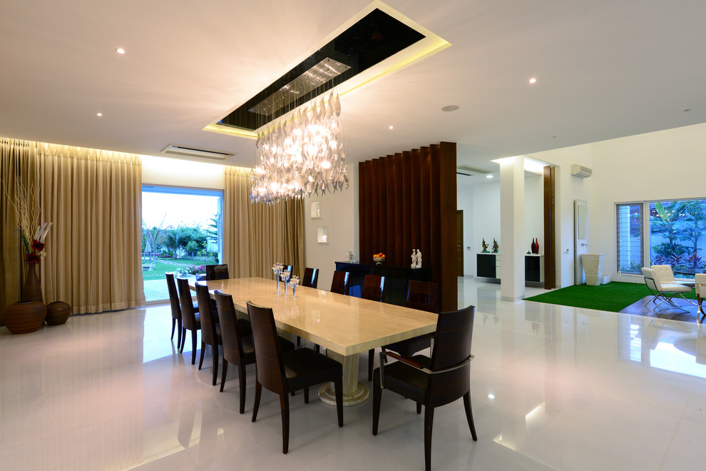 Dining room - contemporary dining room idea in Hyderabad