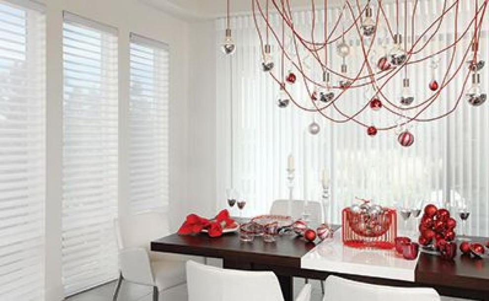 This is an example of a contemporary dining room in Jacksonville.