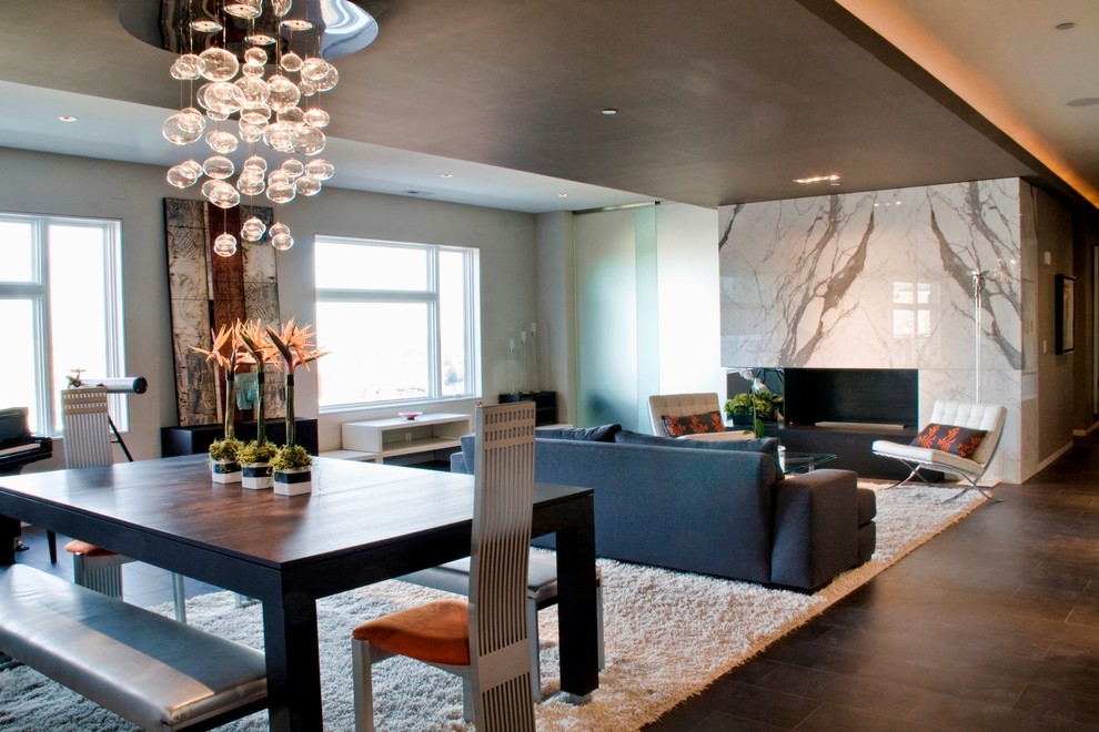 This is an example of a modern dining room in Indianapolis.