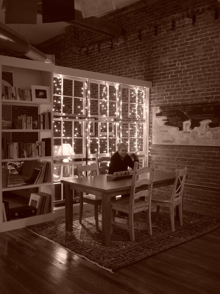 This is an example of an urban dining room in Atlanta.