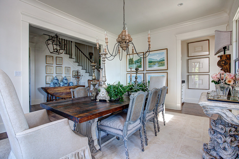 Design ideas for a classic dining room in Little Rock.
