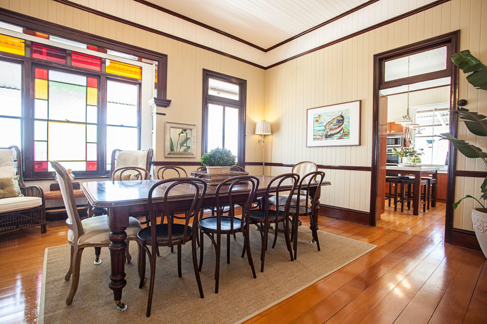 Classic dining room in Brisbane.
