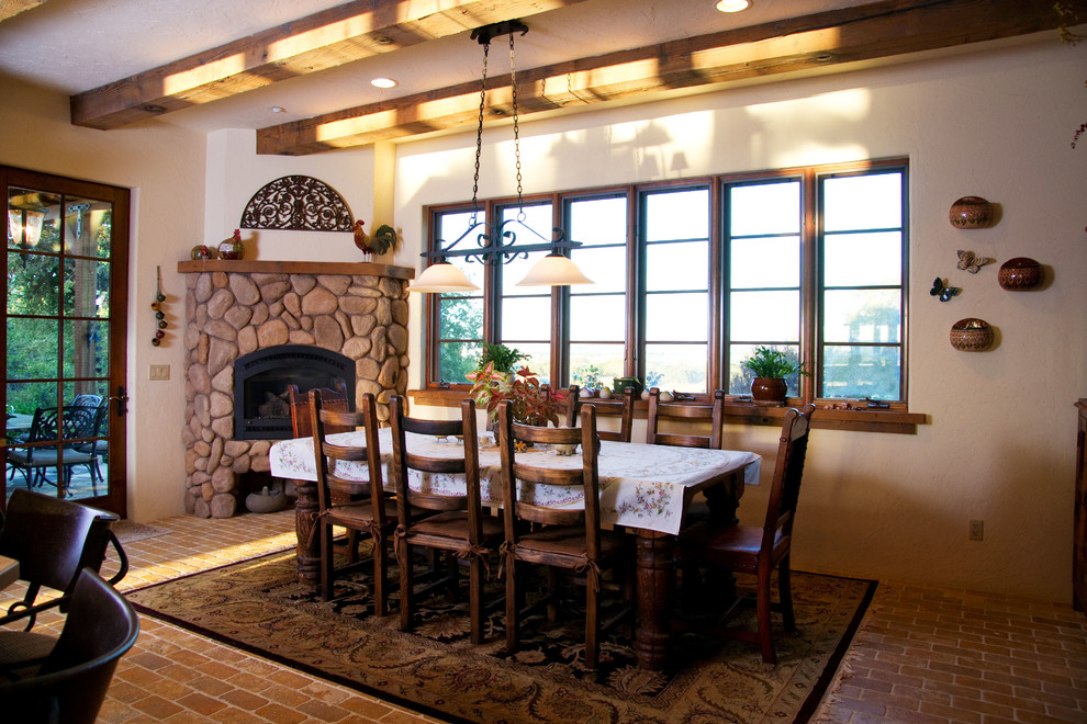 Dining room - mediterranean dining room idea in San Luis Obispo