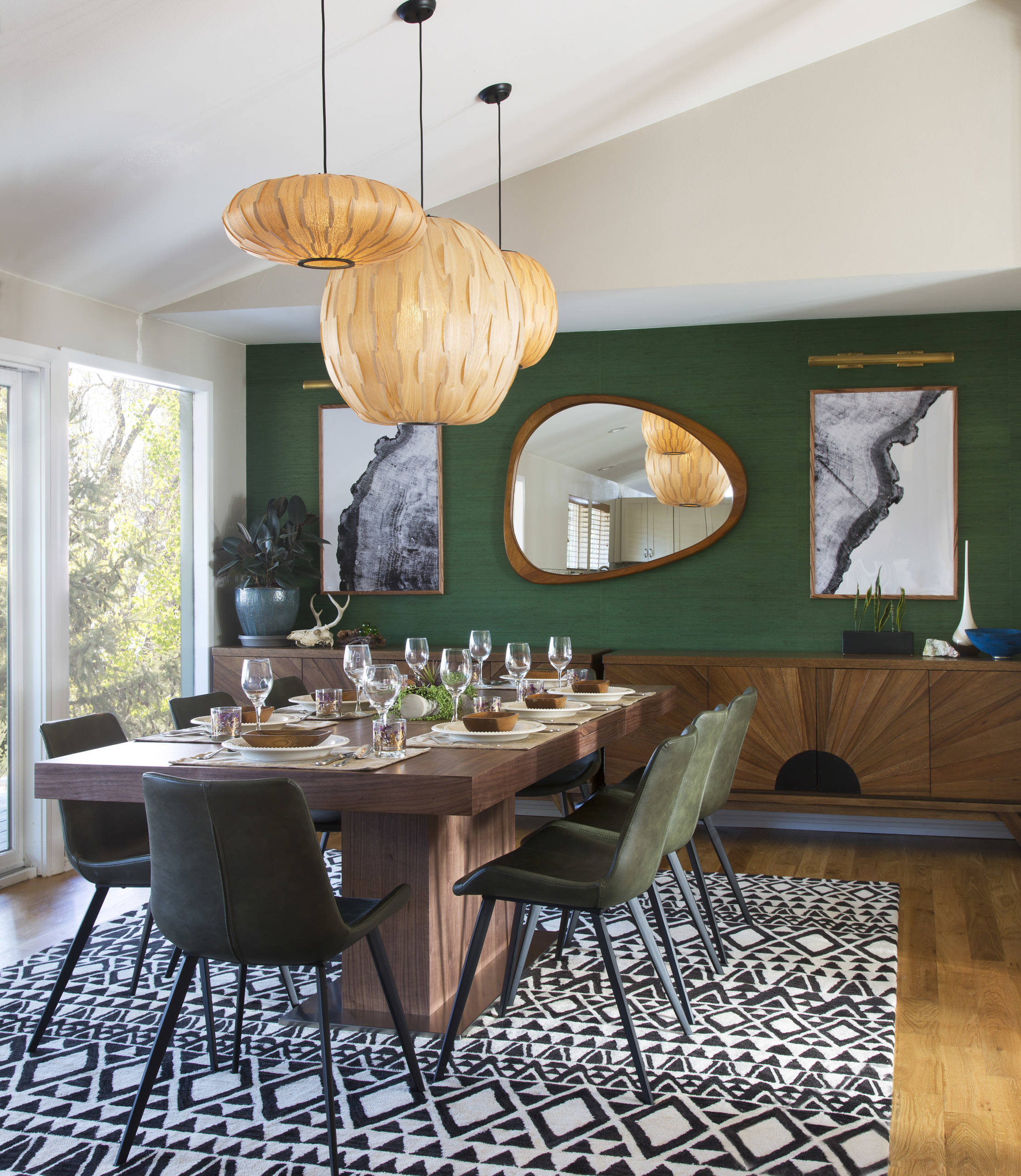 Dining Room With Green Walls, Green Dining Room
