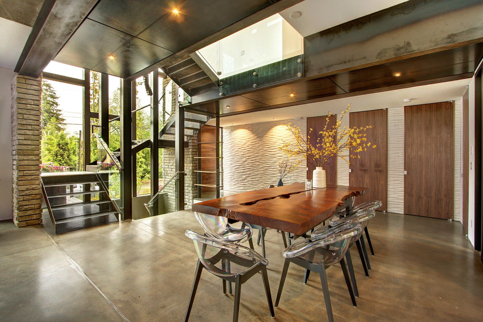 Пример оригинального дизайна: большая кухня-столовая в современном стиле с белыми стенами и бетонным полом без камина