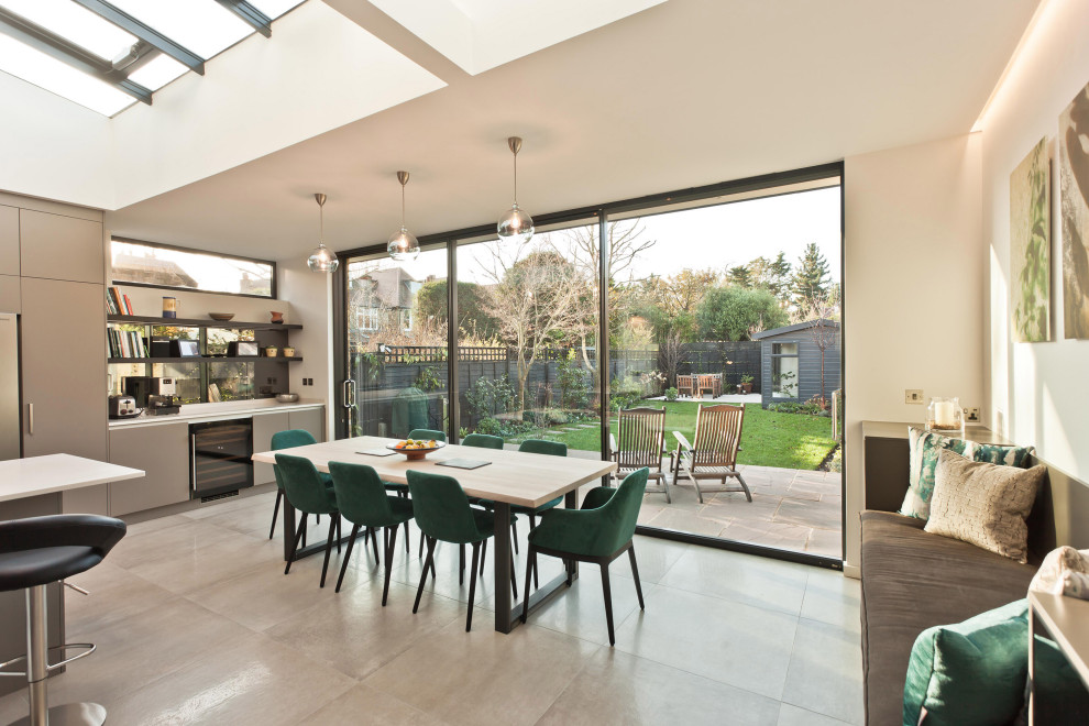 This is an example of a modern dining room in London.