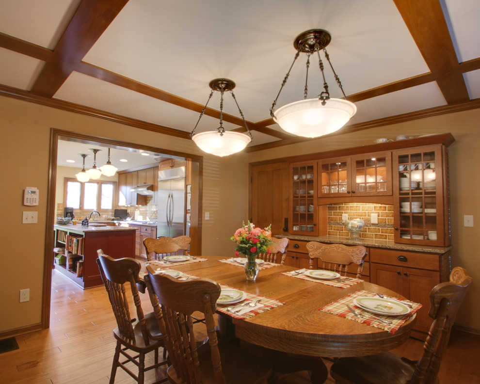 Inspiration for a traditional dining room in Columbus.