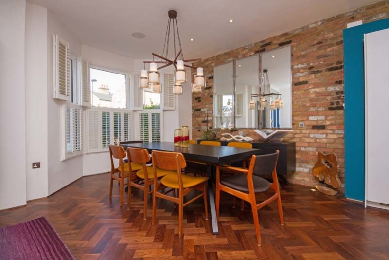 Dining room - 1960s dining room idea in Surrey