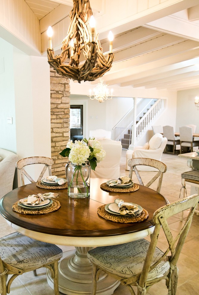 Different Dining Room Chandelier Choices that Look Chic