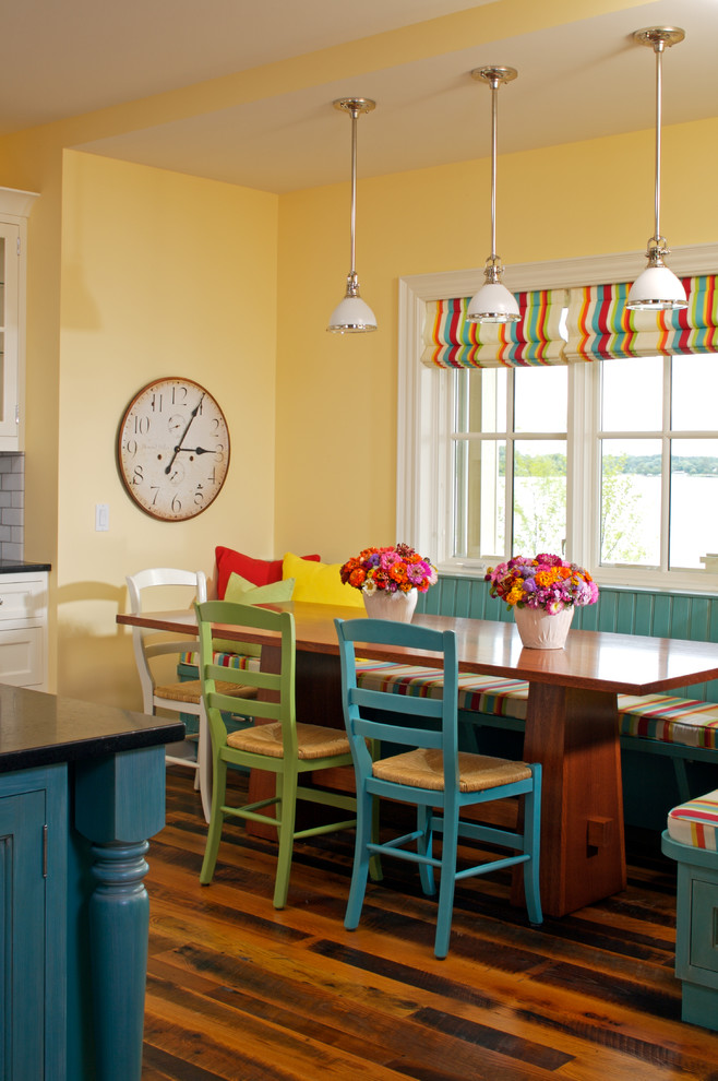 Kitchen/dining room combo - traditional kitchen/dining room combo idea in Grand Rapids