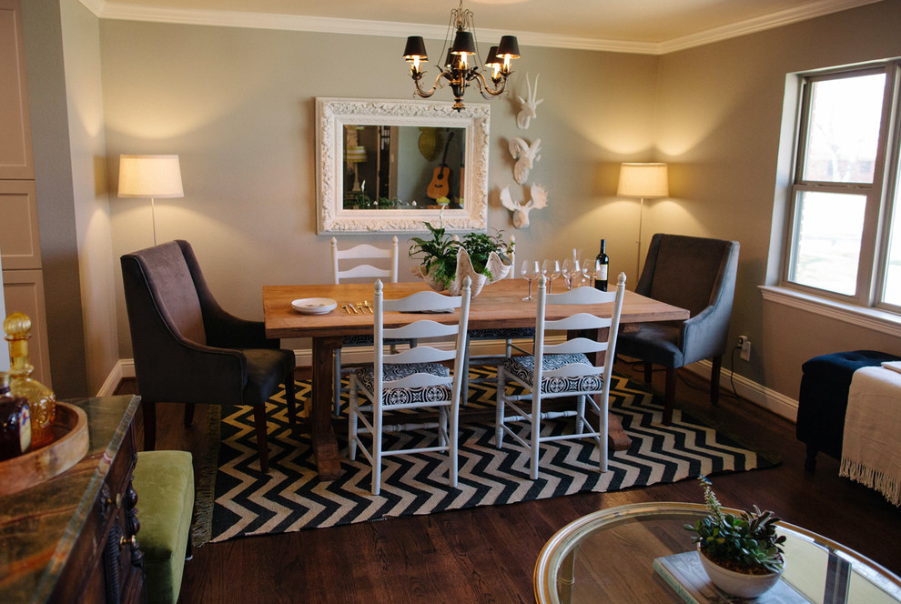 Inspiration for a contemporary dining room remodel in Dallas