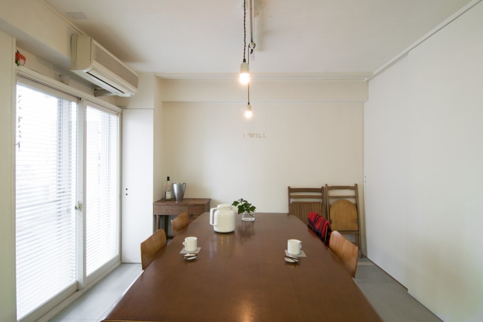 Design ideas for a romantic dining room in Tokyo.