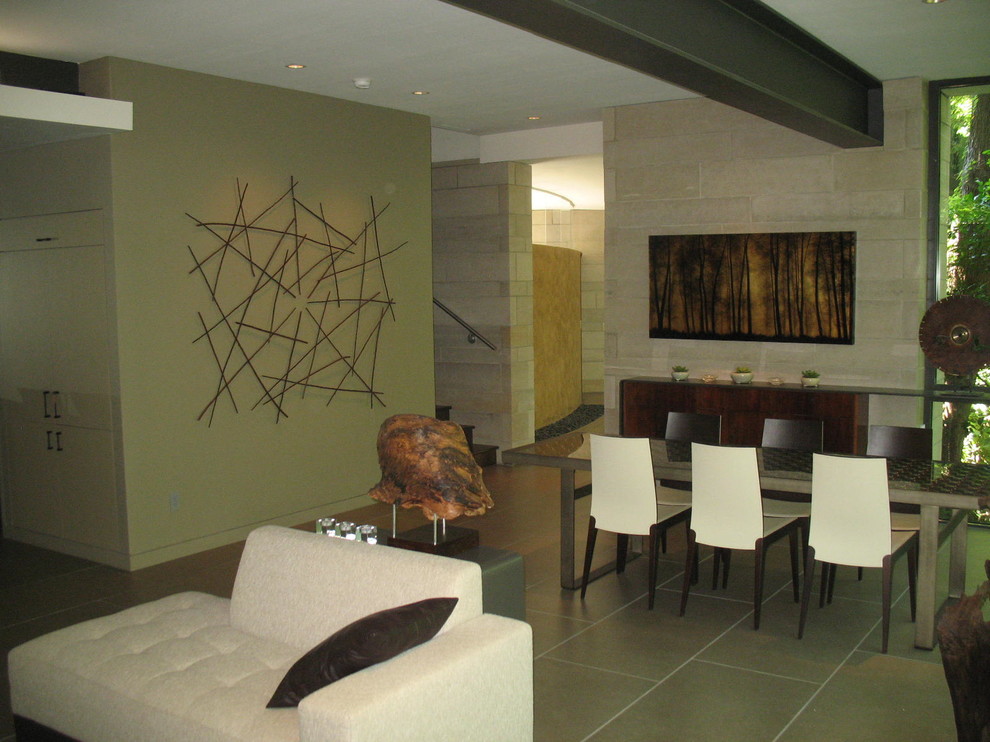 This is an example of a modern dining room in Sacramento.