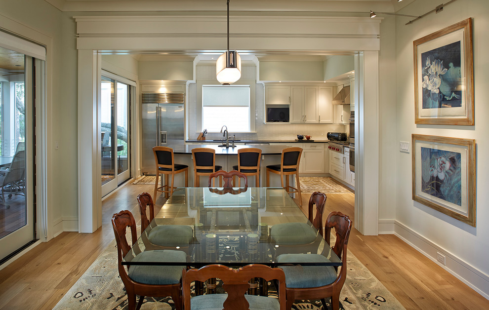 Design ideas for a contemporary dining room in Charleston.