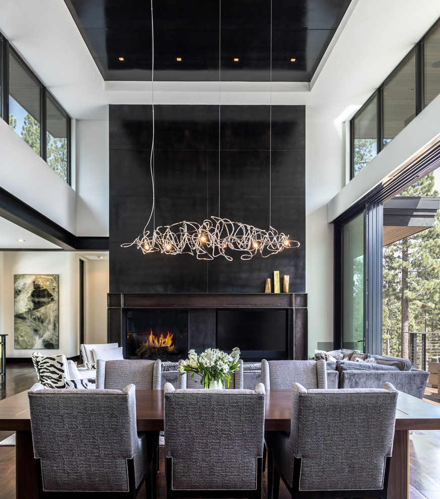 Design ideas for a contemporary dining room in Sacramento.