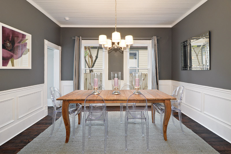Inspiration for a timeless dining room remodel in Austin