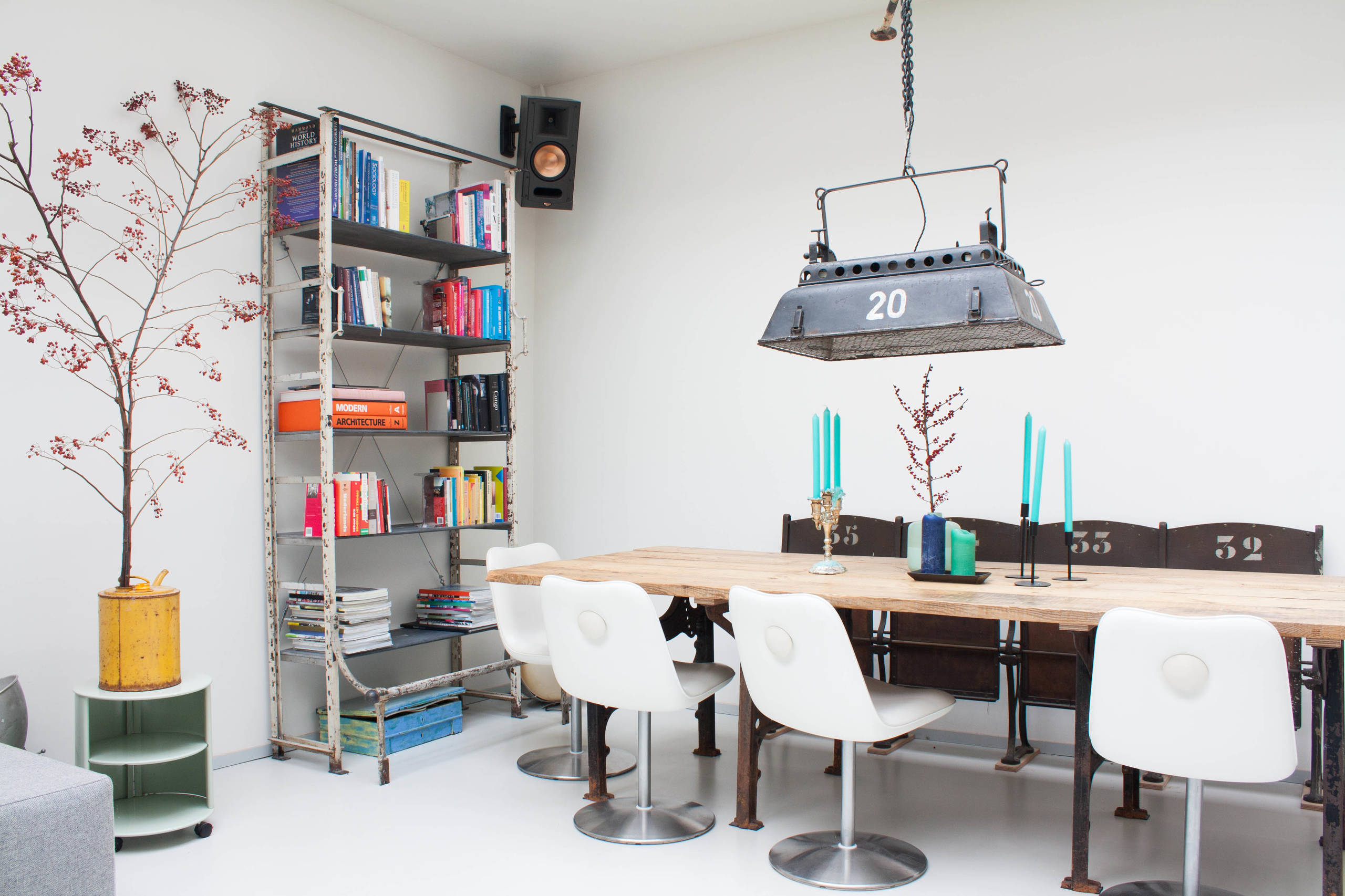 Decorating How to Get the Right Mix of Vintage and Modern Houzz UK