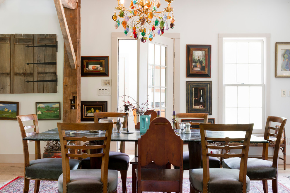 Hamptons Eclectic Dining Room, Eclectic Dining Room Chandeliers