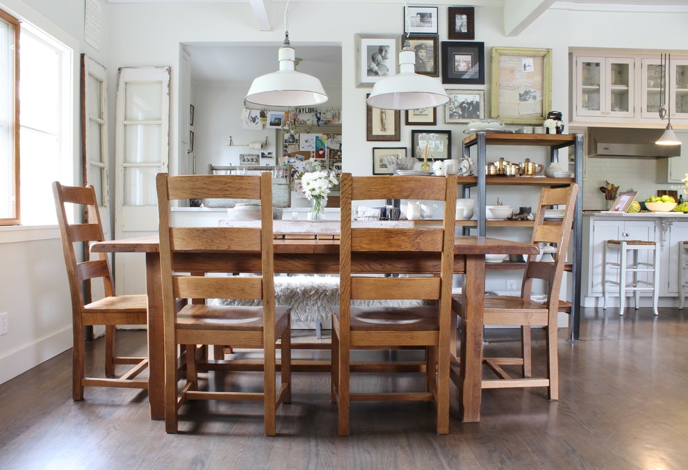 Design ideas for a rural dining room in Seattle.