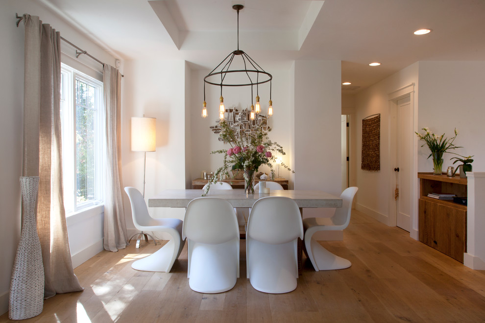 Trendy beige floor dining room photo in San Francisco