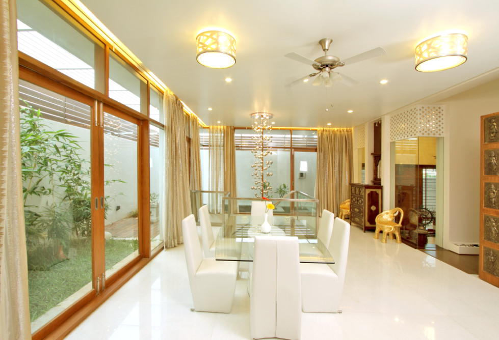 Example of a dining room design in Bengaluru