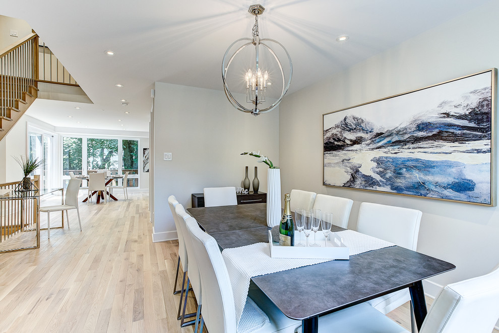 New TMR Project Moderne Salle à Manger Montréal par Unique Home