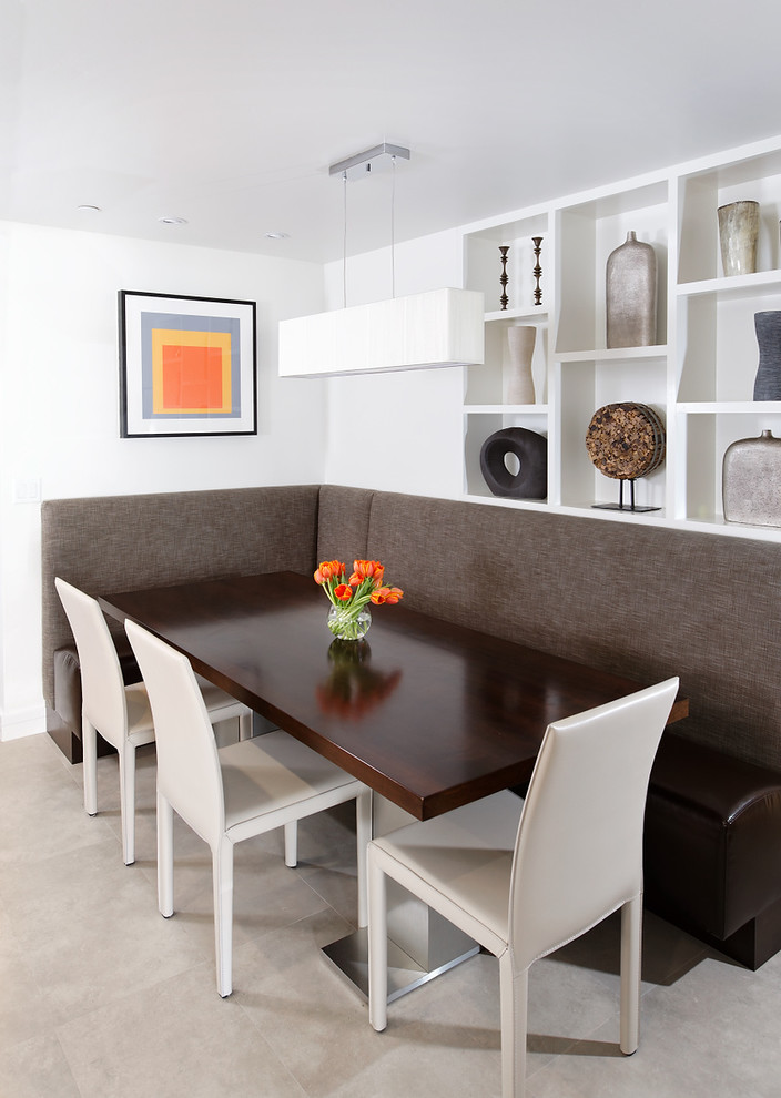 Mittelgroße Moderne Wohnküche mit weißer Wandfarbe und Porzellan-Bodenfliesen in Denver