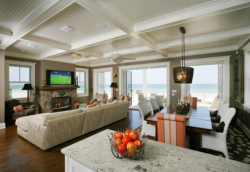 This is an example of a coastal dining room in Tampa.