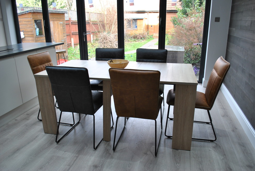 Contemporary dining room in Hertfordshire.