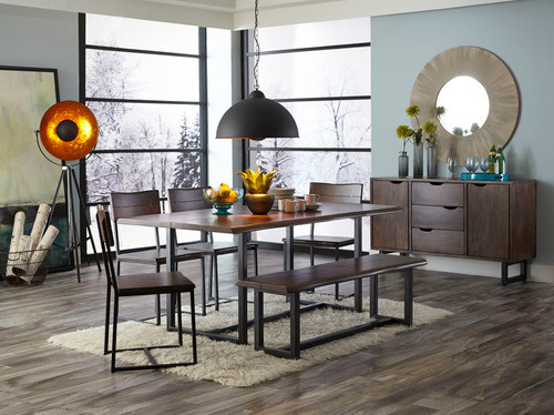 Foto de comedor minimalista extra grande abierto sin chimenea con paredes azules y suelo de madera en tonos medios