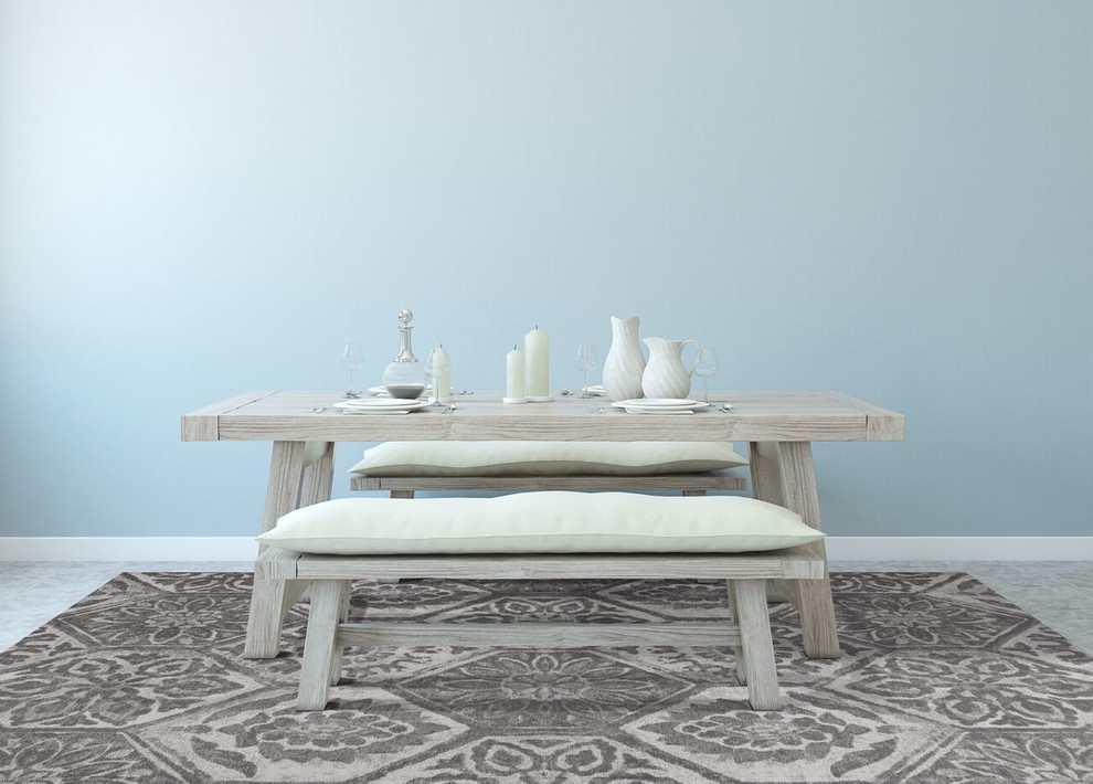 Exempel på en mellanstor klassisk matplats med öppen planlösning, med blå väggar och klinkergolv i keramik
