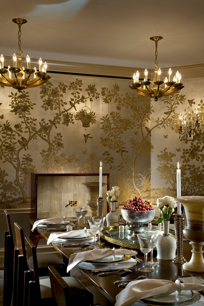 Idée de décoration pour une salle à manger tradition.