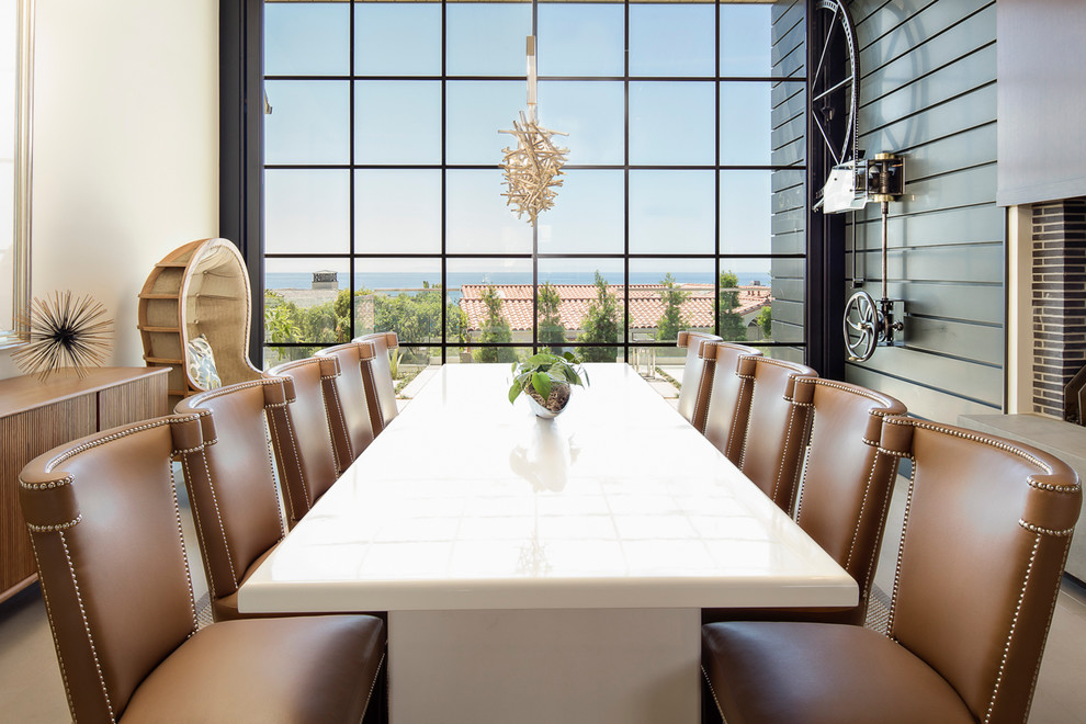 This is an example of a contemporary dining room in Orange County.