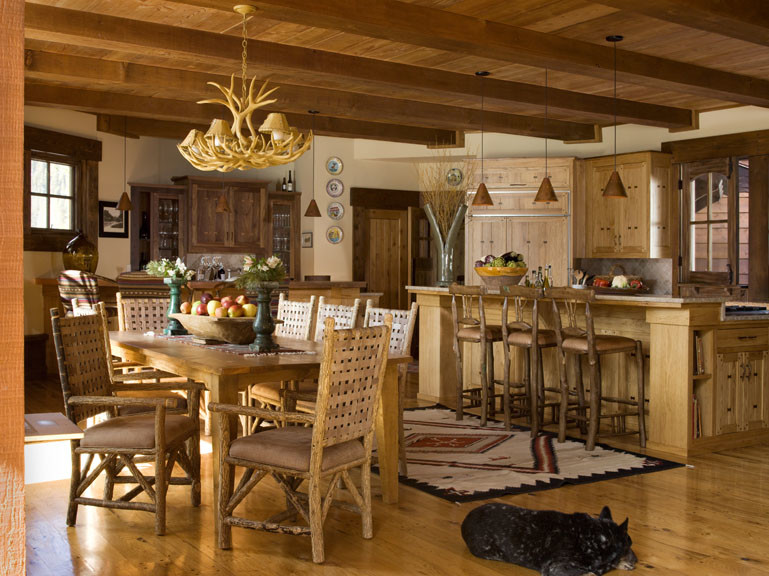 Dining room photo in San Francisco