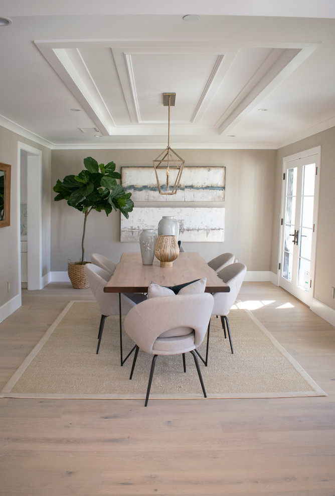 Classic dining room in Orange County.