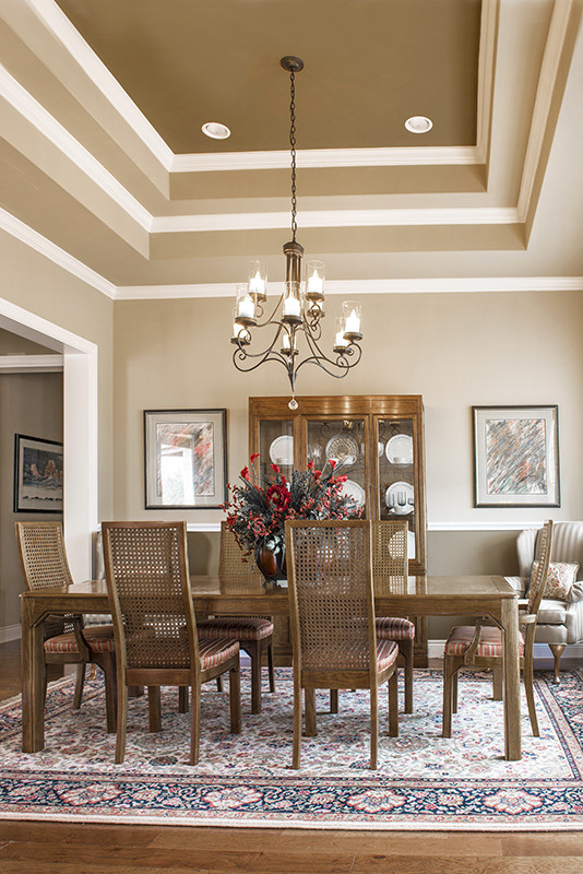 Inspiration for a timeless dining room remodel in Austin