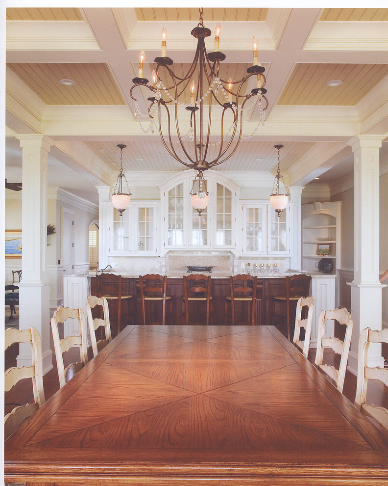 Design ideas for a traditional dining room in Charleston.