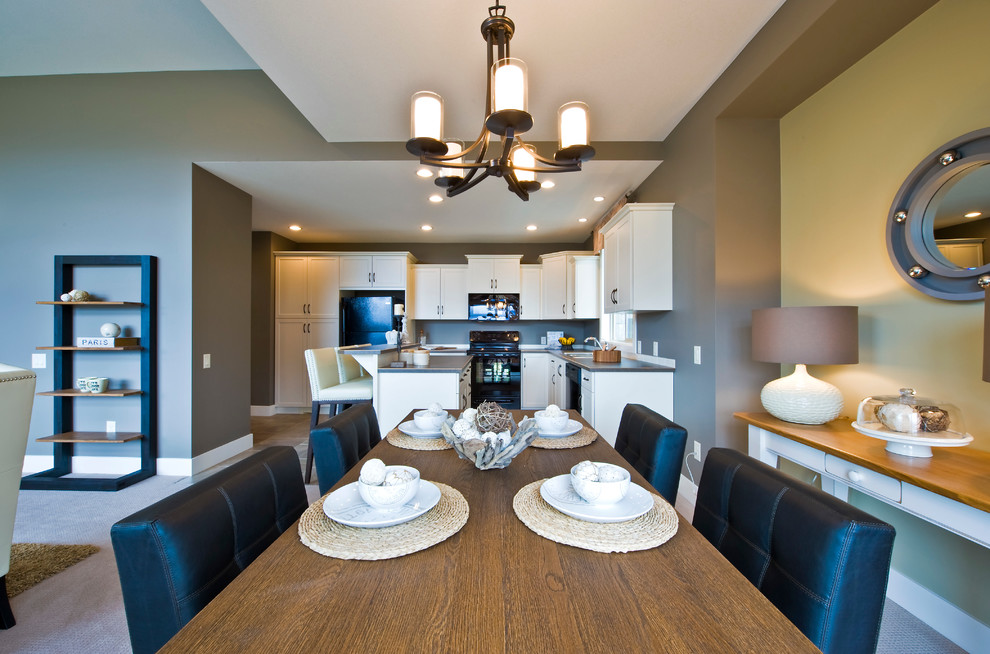 This is an example of a classic dining room in Calgary.