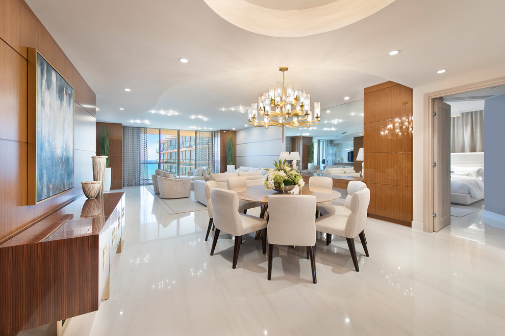 Design ideas for a contemporary dining room in Miami.