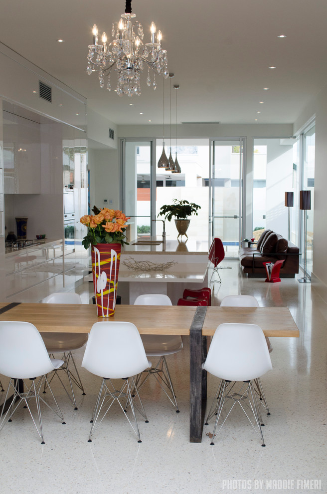Inspiration for a contemporary dining room remodel in Adelaide