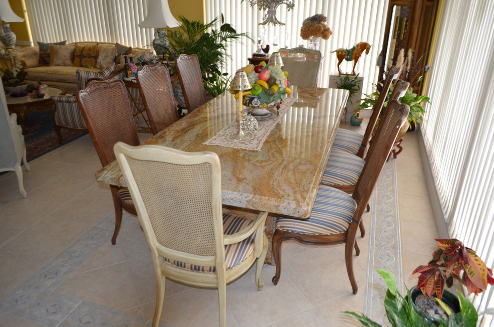 Design ideas for a contemporary dining room in Tampa.