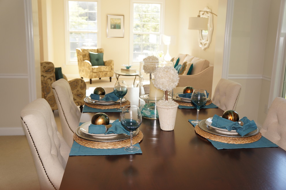 Beach style dining room photo in Columbus