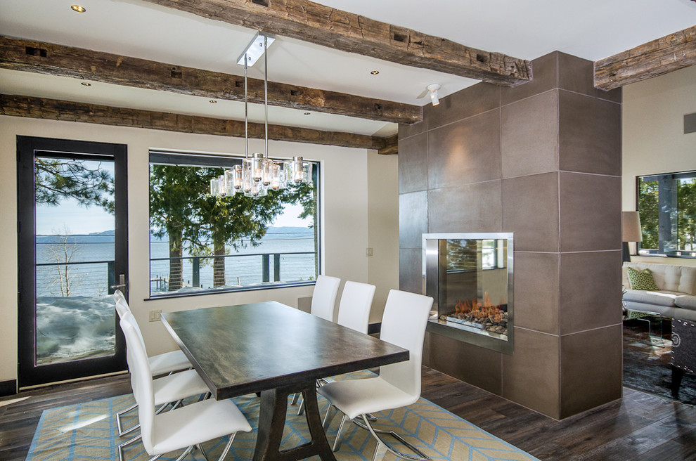 Design ideas for a rustic dining room in San Francisco.