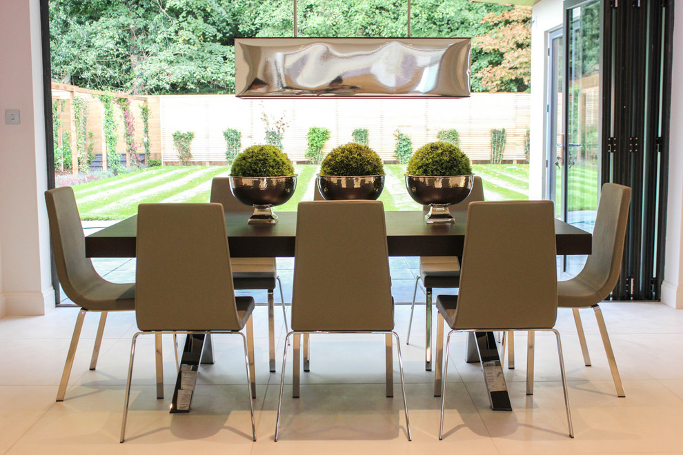 Photo of a contemporary dining room in Buckinghamshire.