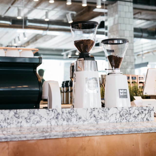 The Grocer’s Table Market, Cafe, & Wine Bar Campagne Salle à Manger