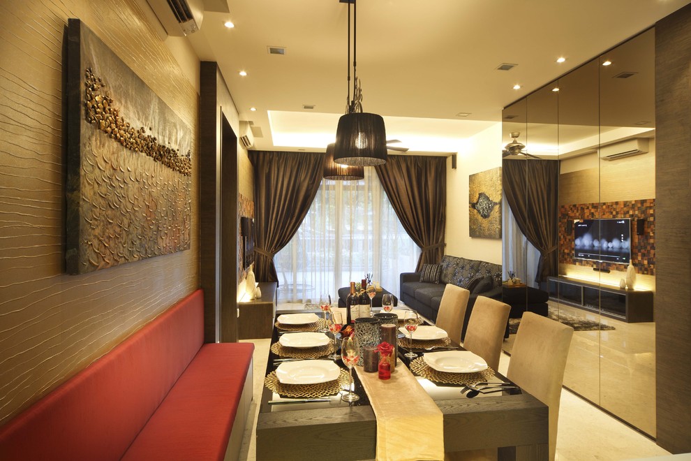 Example of an eclectic dining room design in Singapore